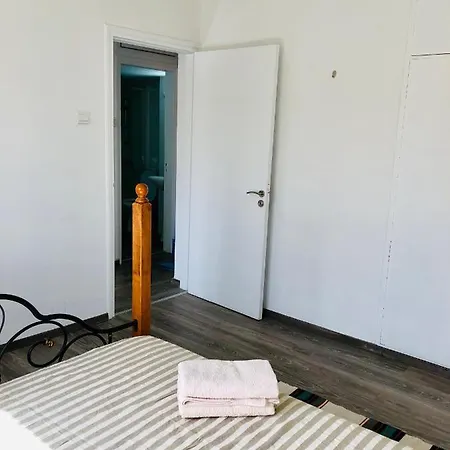 Cozy & Quiet Apt Near Down Town And The Beach * Larnaca