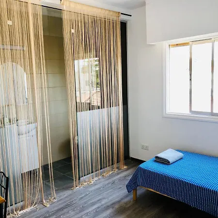 Lägenhet Cozy & Quiet Apt Near Down Town And The Beach Larnaca